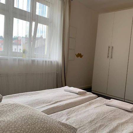Little Tom Apartments Прага Экстерьер фото
