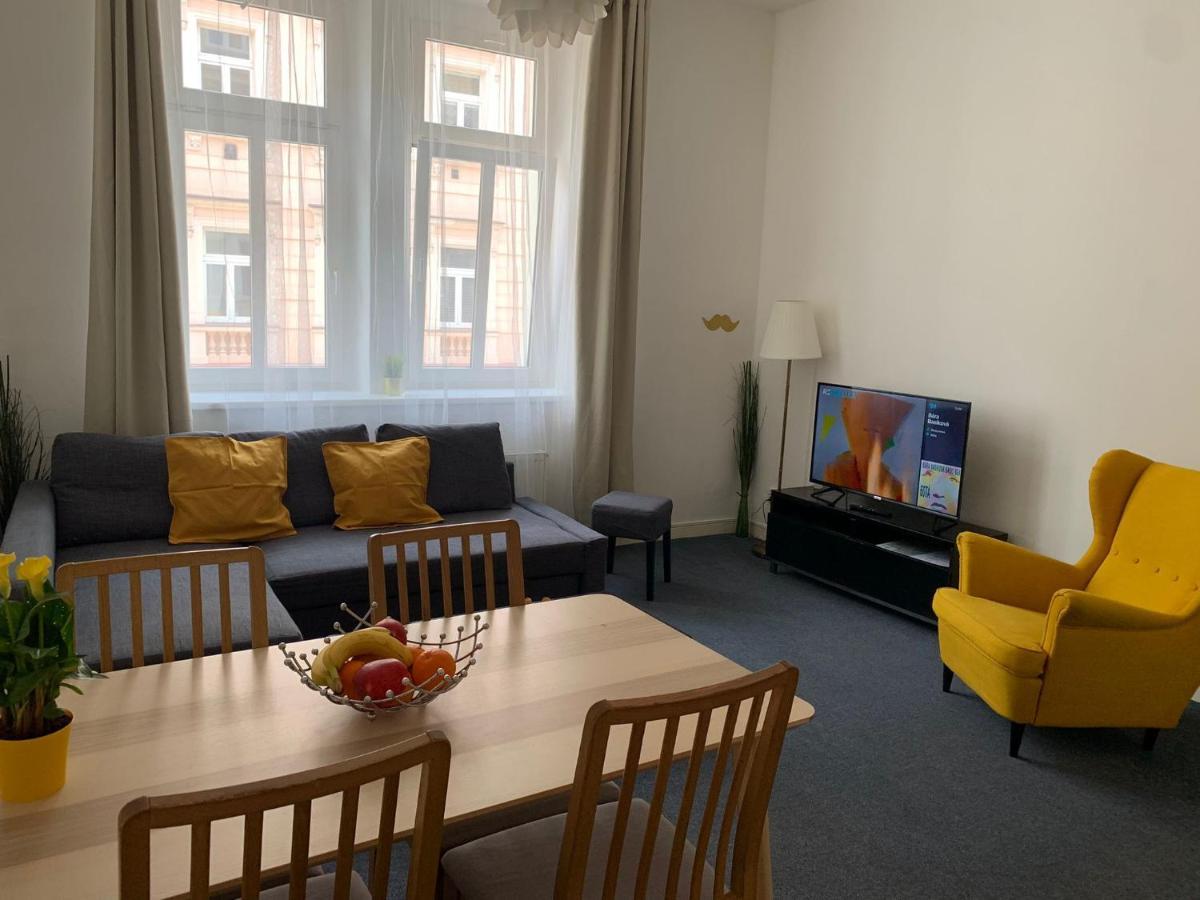 Little Tom Apartments Прага Экстерьер фото