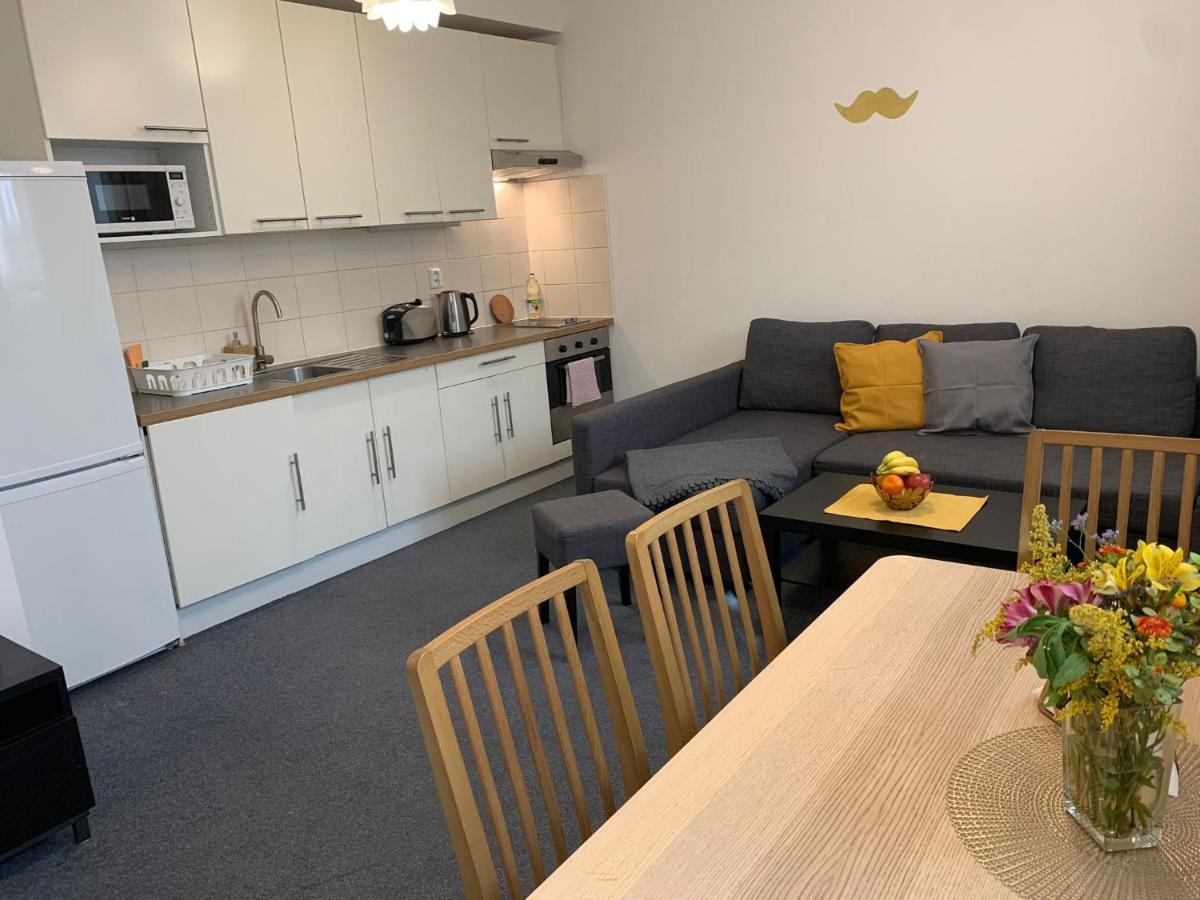 Little Tom Apartments Прага Экстерьер фото