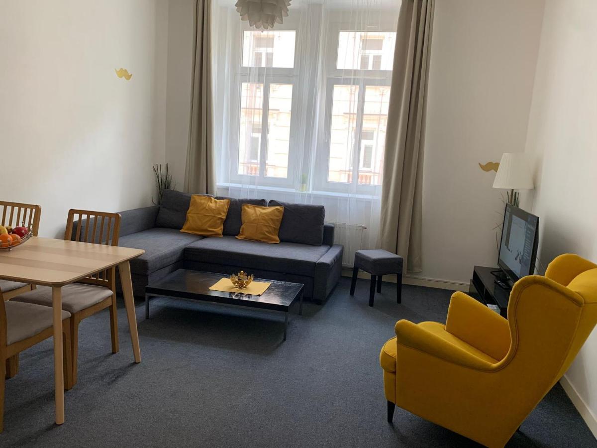 Little Tom Apartments Прага Экстерьер фото