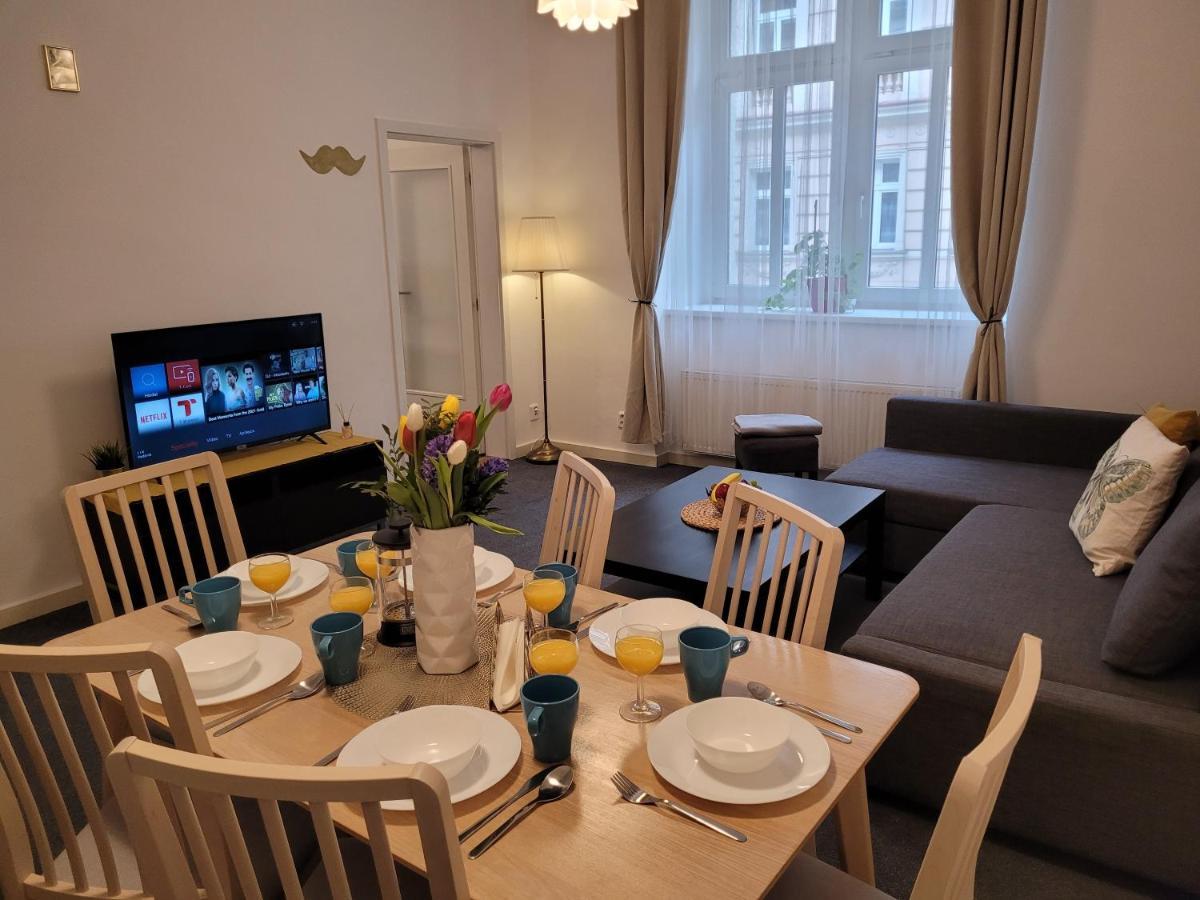 Little Tom Apartments Прага Экстерьер фото
