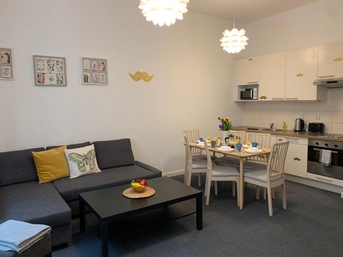 Little Tom Apartments Прага Экстерьер фото